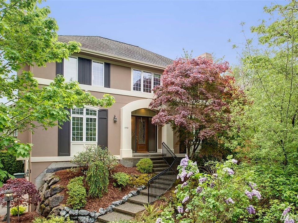 1st image of 4981 163rd Pl SE