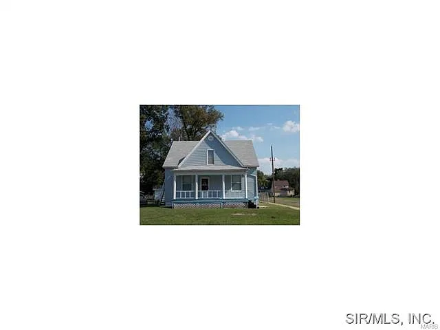 410 S 2nd St photo 1