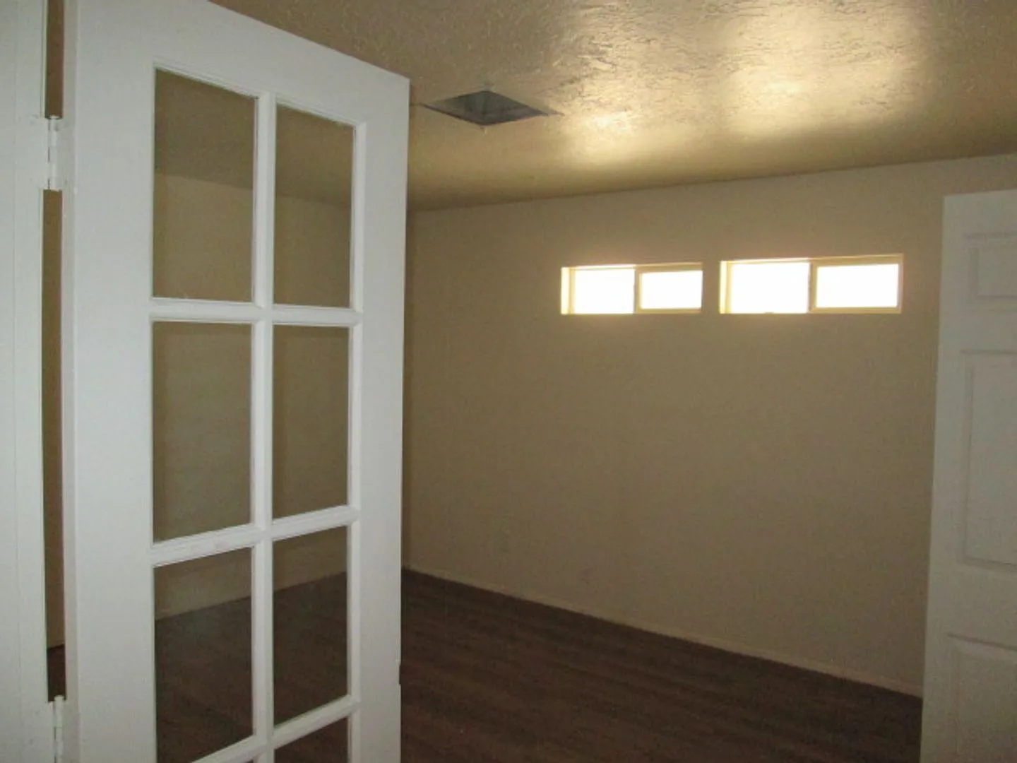 Desireable NE Heights — Photo 4