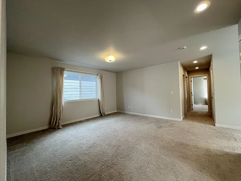 13911 SW 172nd Ave — Photo 31