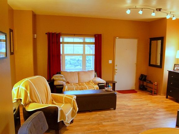 2nd image of 20635 12th Ave S