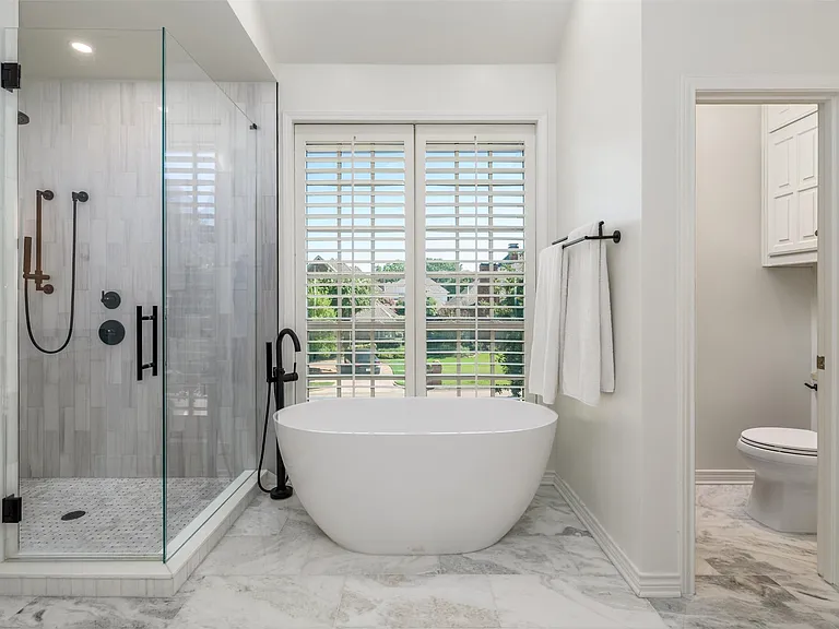 3209 Gary Dr — Photo 25