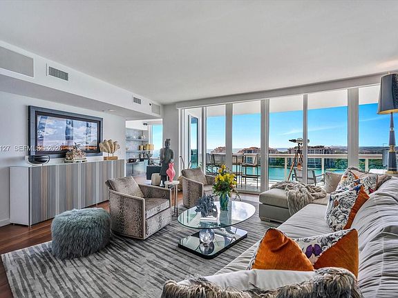 5th image of 1000 S Pointe Dr APT 1503