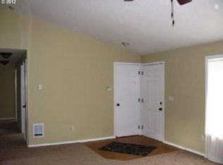 306 N Cedar Ave, Yacolt, WA 98675