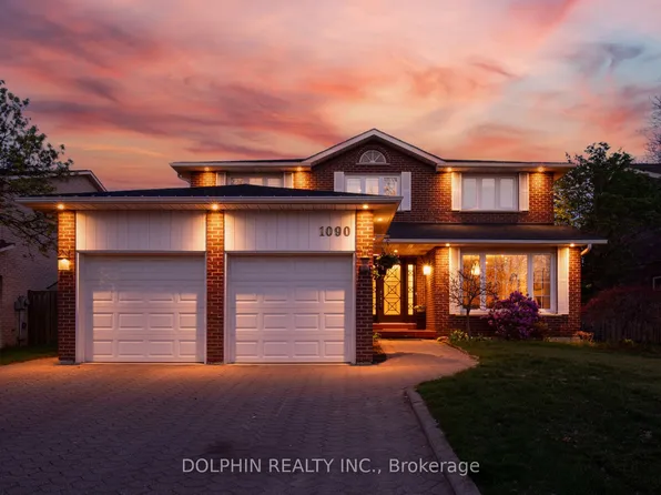 1090 Vanier Dr, Mississauga, ON L5H 3X1