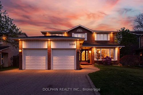 1090 Vanier Dr Photo 1