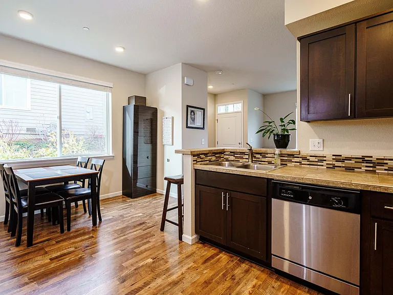 15764 SE Misty Dr — Photo 10