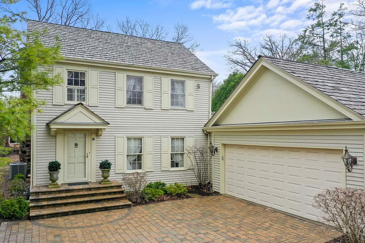 8 Court Of Bucks County photo 1