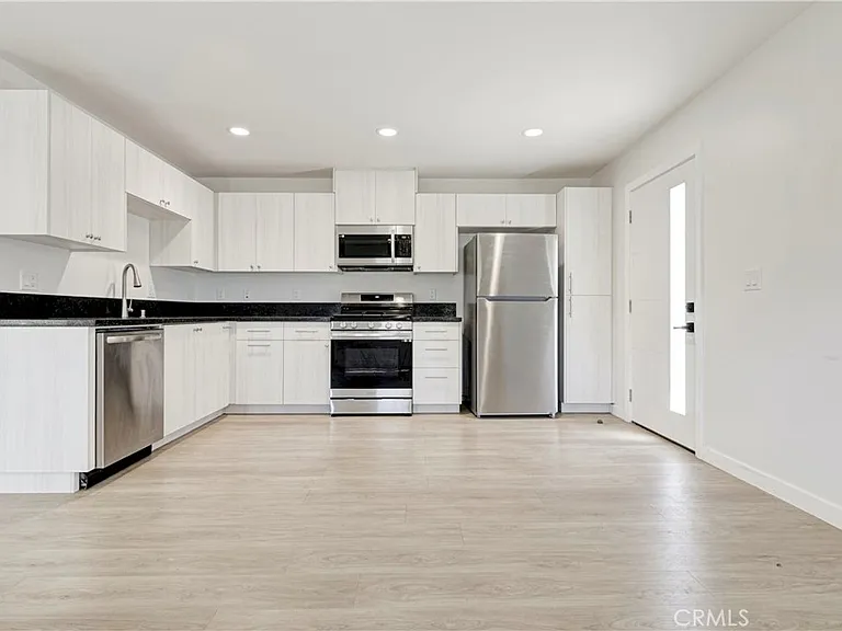 2641 Hermosa Ave #A — Photo 22