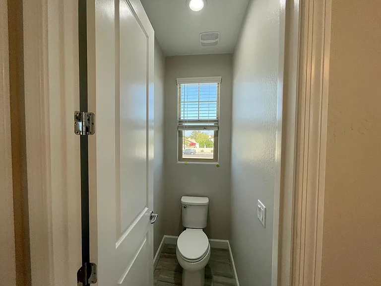 628 W Derringer Way — Photo 19