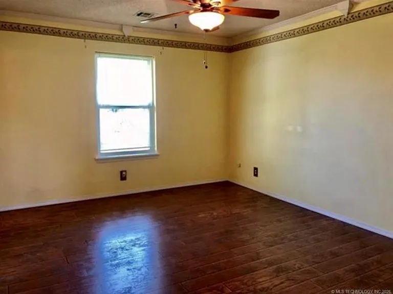 5444 Woodland Rd — Photo 4