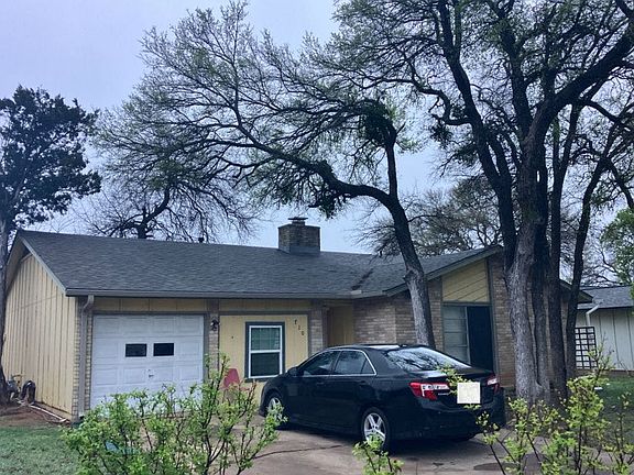 3rd image of 710 Chisholm Valley Dr