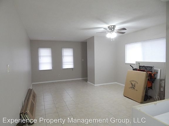 5th image of 1245 SE 8th St #103