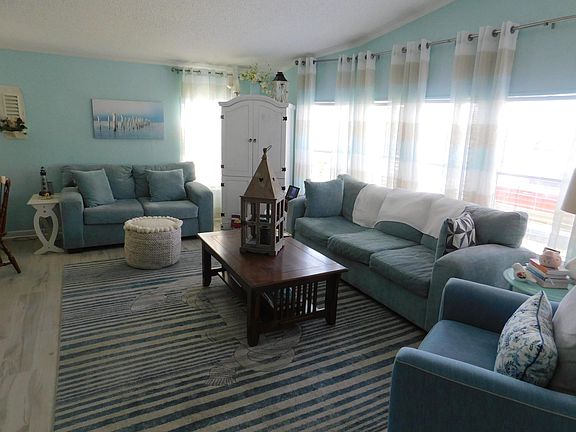 2nd image of 514 Hemingway Terrace