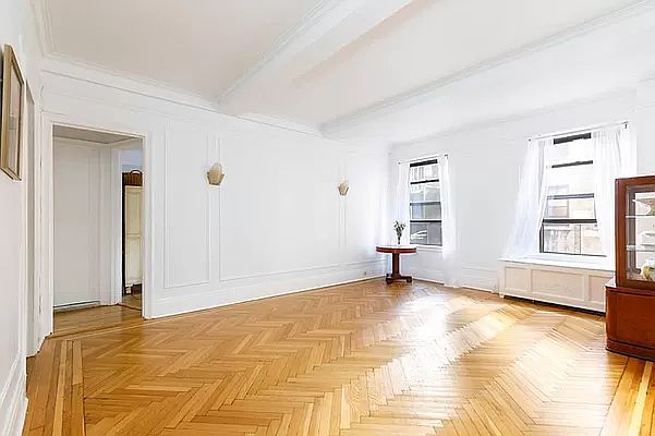 1st image of 305 W 86th St #3D