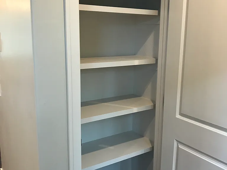 Kitchen pantry