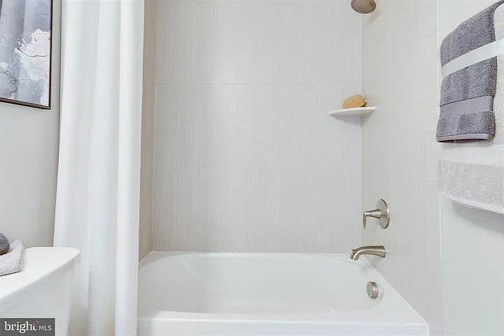 9703 Tealbriar Dr — Photo 19