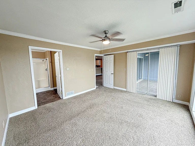 116 Regatta Bay Cir #3C — Photo 4