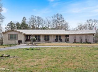 203 Wilkerson Dr, Sardis, MS 38666