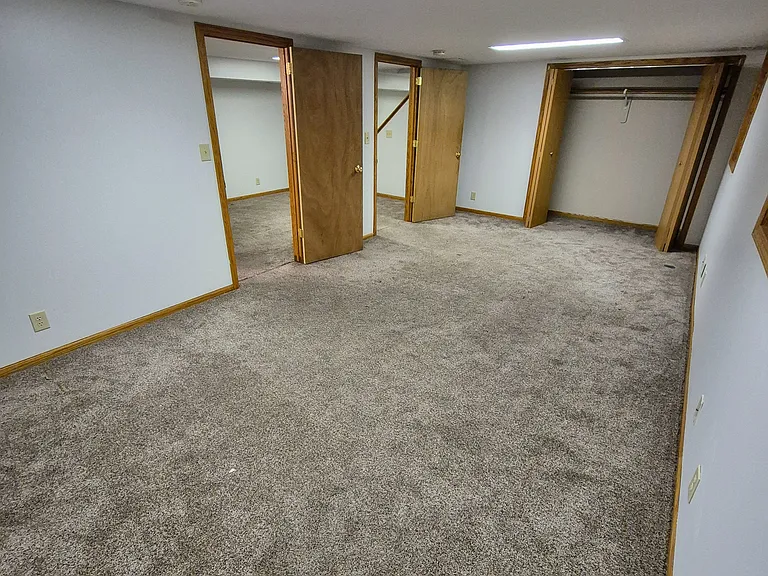 3910 Pace Blvd — Photo 12