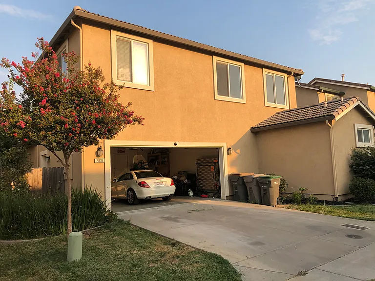 2834 Stonegate Dr — Photo 5