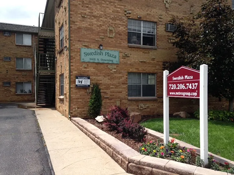 3421 S Downing St — Photo 21