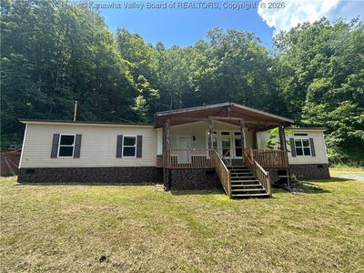17 Ambrosia Ln, Iaeger, WV, 24844