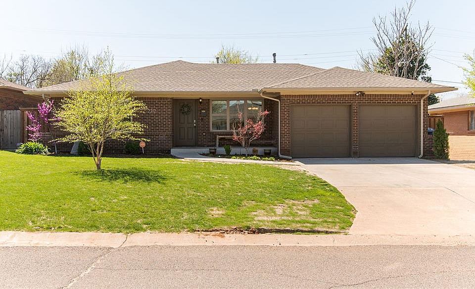 1st image of 2212 Carlton Way