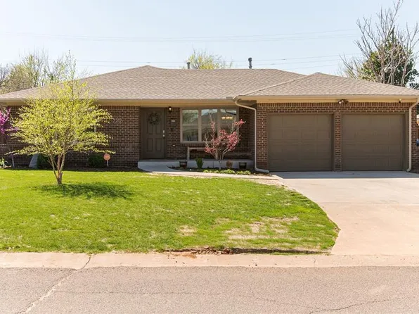 2212 Carlton Way, Oklahoma City, OK 73120