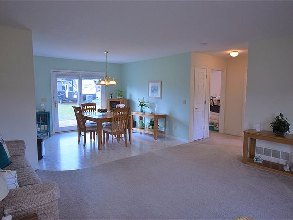 5th image of 5117 Church Hill Dr