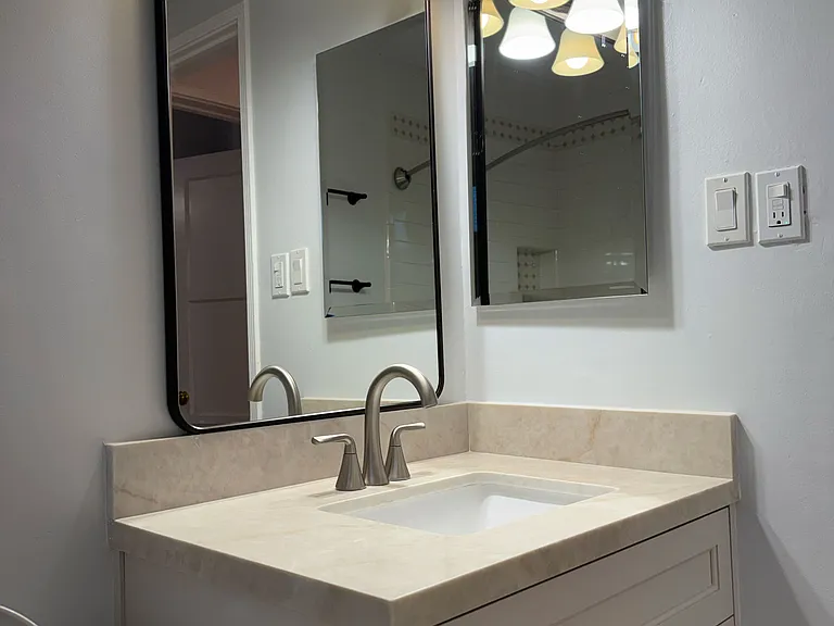 4125 1/2 W Toluca Lake Ave #4123-1/2 — Photo 18