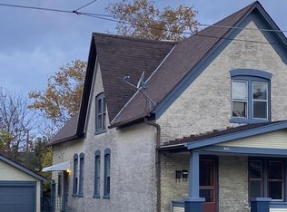 1330 S 19th St, Manitowoc, WI 54220