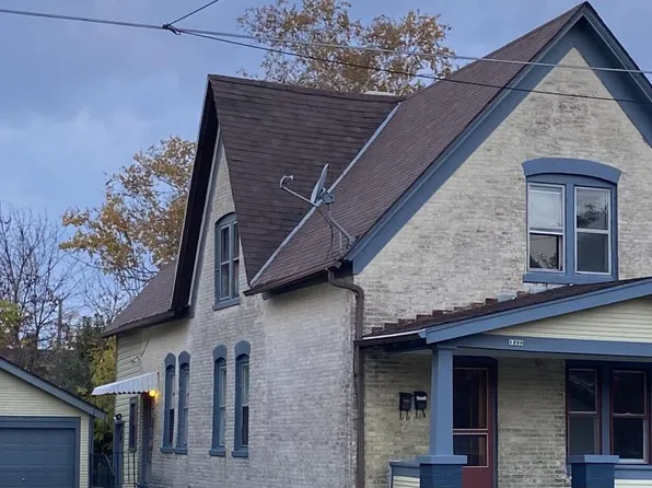 1330 South 19th STREET, Manitowoc, WI 54220