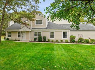 30 Quail Court, Manorville, NY