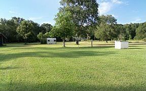 1st image of 44071 Woodland Ct
