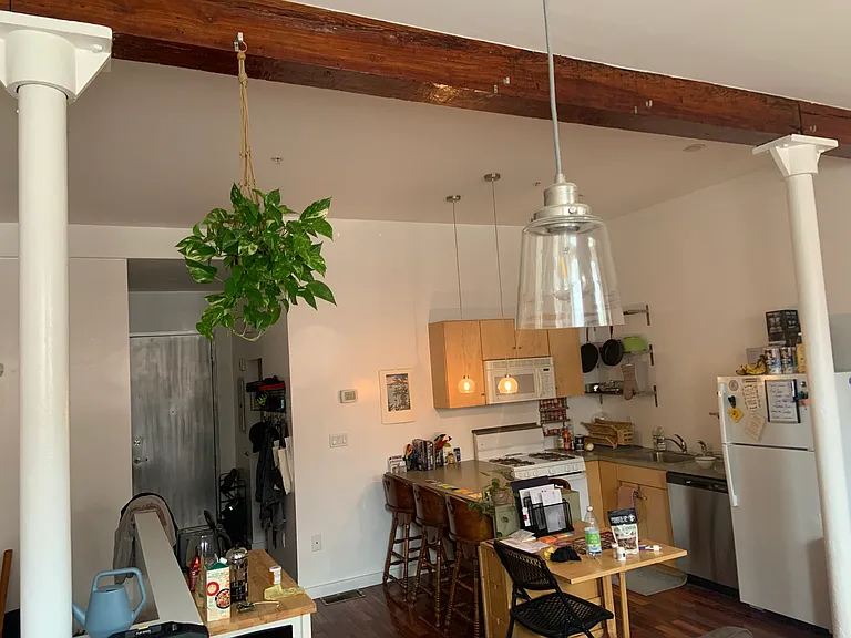 100 Pearl St #4 — Photo 7