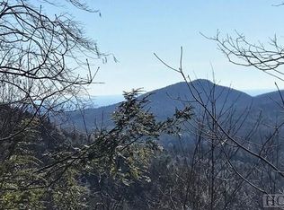 13 Continental Dr, Cashiers, NC 28774