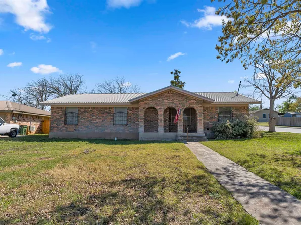 901 N Hill Street, Burnet, TX 78611
