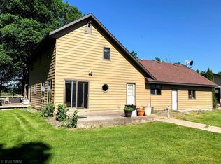 41624 105th Ave, Rice, MN 56367
