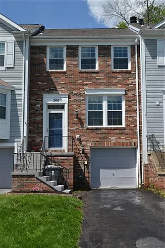 266 Clearbrook Ct Photo 1
