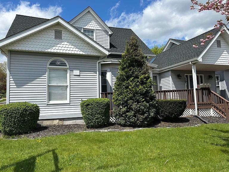 1810 Dixwell Ave — Photo 2