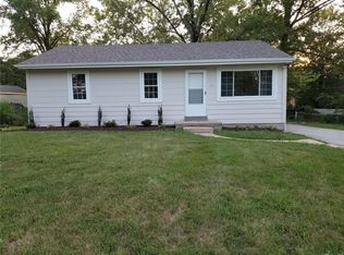 50 Devore Dr, Ballwin, MO 63011