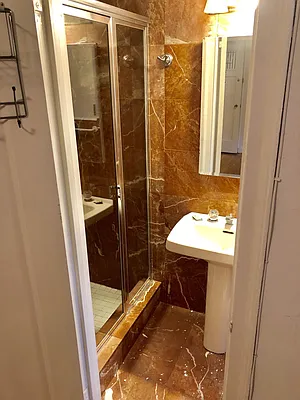 Rented by New York City Apartments | media 29