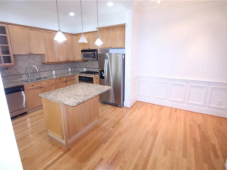 11 Perimeter Ctr E #2304 — Photo 9