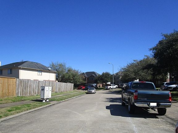 5th image of 2243 Heatherwood Dr