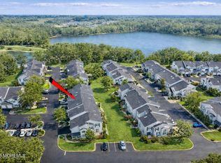18 Bridge Pointe Drive #18, South Amboy, NJ 08879