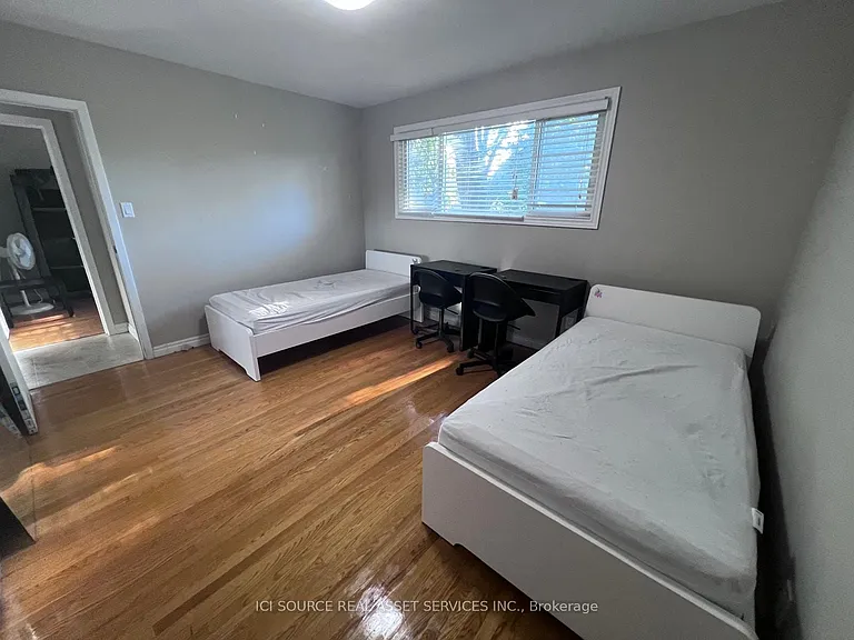 199 Dixie Cres — Photo 9