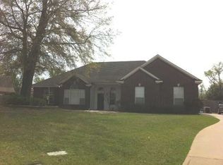 100 Paluxy Dr, White Oak, TX 75693