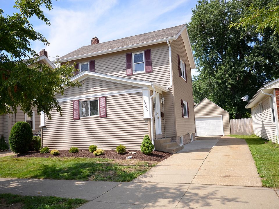 1st image of 1853 Adelaide Blvd
