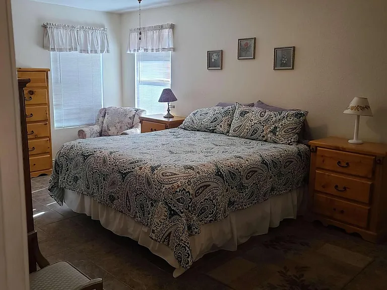 415 Corvair Dr — Photo 26